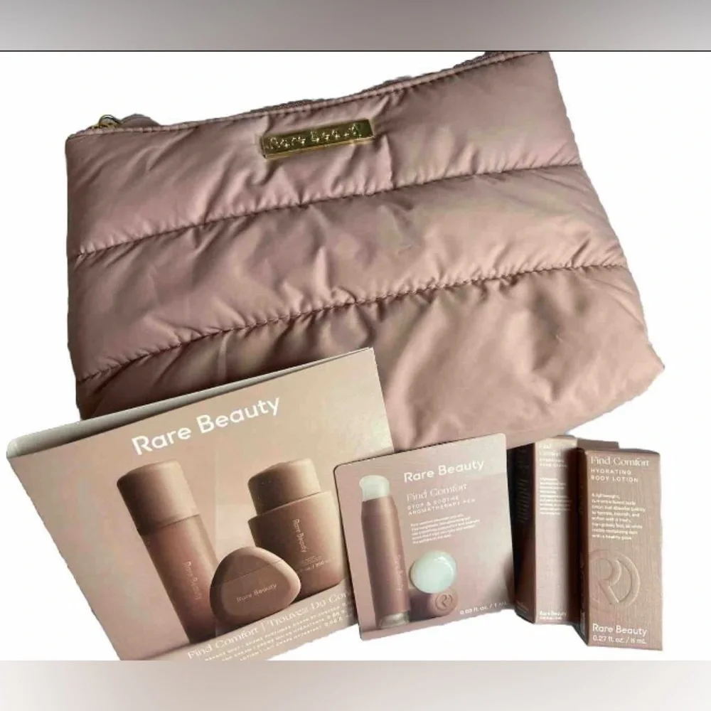 NWT *Rare Beauty by Selena Gomez Puffy Makeup Bag in Mauve Find Comfort